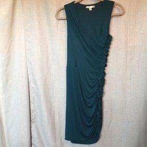Love 21: women’s dress, size small